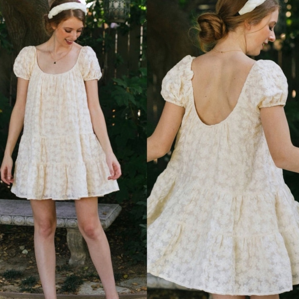 Storia Ellen Embroidered Cream Floral Mini Dress